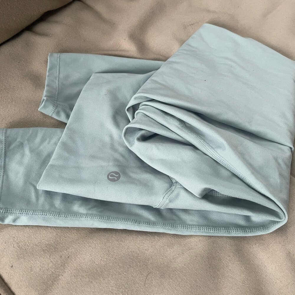 Lulu Align Leggings, Size 6